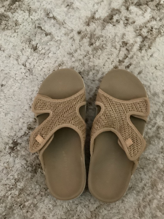 Revitalign Shoes - Revitalign natural raffia adjustable orthotic sandal size 7